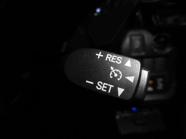 ノア Si ダブルバイビー 1オナALPINEナビSD録音フルセグS/BカメラETC両側電動ドア革巻ステア PCS/LDA/AHB付LED フォグI-STOP クルコン A格納ウインカミラー TRDエアロTANABEサス純正AW(22枚目)