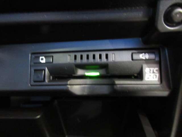 エスティマ アエラス プレミアム 最終型10型ナビ地デジBカメラ両電動AUTO付LED/デイライト純正18AW(12枚目)