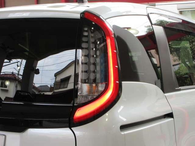 シエンタ ハイブリッドＺ　寒冷地１オナ純正１０．５型ＤＡナビ地デジ全周囲カメラＰＣＳ／ＬＴＡ／ＢＳＭ／ＲＣＴＡ／ＰＤＡ／ＰＫＳＢ／追従クルーズ両側電動シート／ステアヒーター純正ＯＰ１５ＡＷ（32枚目）