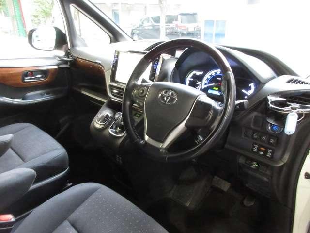 ヴォクシー ハイブリッドV ALPINE10型ナビ12.8型フリップ地デジBカメラ両電動TEIN車高調社外マフラー/19AW(40枚目)