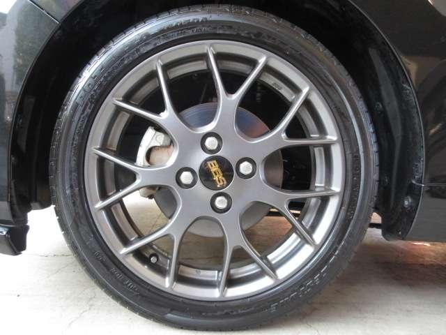 コペン ＧＲ　スポーツ　メモリナビＳＤ録音　フルセグ　Ｂカメラ　電動オープン　ＭＯＭＯステアＳ／Ｗ　シートヒーター　Ａｕｔｏ付ＬＥＤ／フォグ　前後ドラレコ　ＧＲ専用レカロシート／足回り／ＯＰＨＫＳマフラー　ＢＢＳ製１６ＡＷ（29枚目）