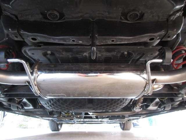 コペン ＧＲ　スポーツ　メモリナビＳＤ録音　フルセグ　Ｂカメラ　電動オープン　ＭＯＭＯステアＳ／Ｗ　シートヒーター　Ａｕｔｏ付ＬＥＤ／フォグ　前後ドラレコ　ＧＲ専用レカロシート／足回り／ＯＰＨＫＳマフラー　ＢＢＳ製１６ＡＷ（75枚目）