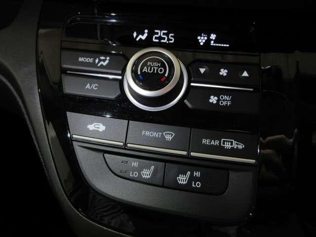 フリードハイブリッド ハイブリッド・Ｇ　Ｓパッケージ純正９型ナビ地デジＢカメラ前後ドラレコＨＯＮＤＡセンシングＣＭＢＳ／ＬＫＡＳ／誤発進制御／追従クルーズ両側電動ドア黒半革暖シート純正１５ＡＷ（17枚目）