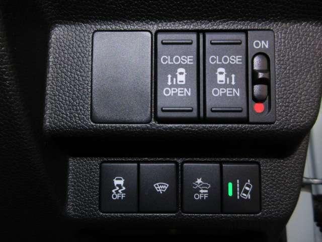 フリードハイブリッド ハイブリッド・Ｇ　Ｓパッケージ純正９型ナビ地デジＢカメラ前後ドラレコＨＯＮＤＡセンシングＣＭＢＳ／ＬＫＡＳ／誤発進制御／追従クルーズ両側電動ドア黒半革暖シート純正１５ＡＷ（56枚目）