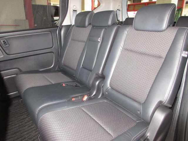 フリードハイブリッド ハイブリッド・Ｇ　Ｓパッケージ純正９型ナビ地デジＢカメラ前後ドラレコＨＯＮＤＡセンシングＣＭＢＳ／ＬＫＡＳ／誤発進制御／追従クルーズ両側電動ドア黒半革暖シート純正１５ＡＷ（66枚目）