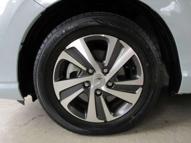 フリードハイブリッド ハイブリッド・Ｇ　Ｓパッケージ純正９型ナビ地デジＢカメラ前後ドラレコＨＯＮＤＡセンシングＣＭＢＳ／ＬＫＡＳ／誤発進制御／追従クルーズ両側電動ドア黒半革暖シート純正１５ＡＷ（72枚目）