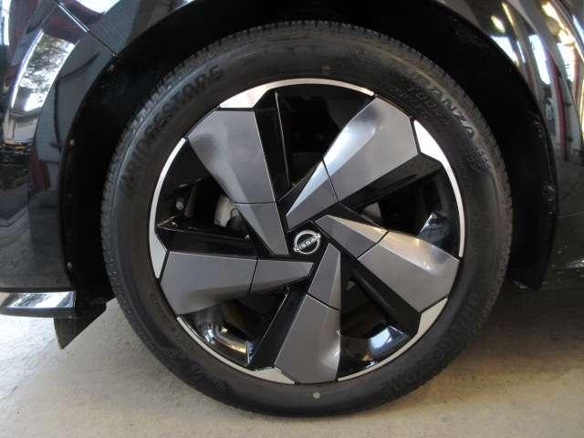 オーラ Ｇ　レザーエディション　ＢＯＳＥ寒冷地メーカーＯＰ９型ナビ地デジ全周囲カメラＰパイロット／Ｅブレ／ＦＣＷ／ＬＩ／ＢＳＩ／ＲＣＴＡ／誤発進制御／追従クルーズ黒本革暖シート純正１７ＡＷ（73枚目）