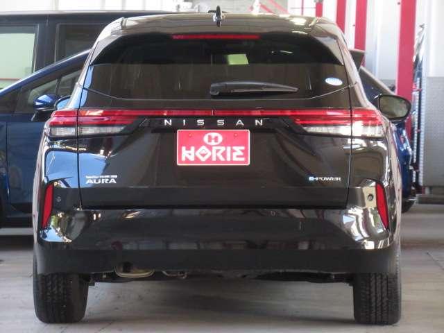 オーラ Ｇ　レザーエディション　ＢＯＳＥ寒冷地メーカーＯＰ９型ナビ地デジ全周囲カメラＰパイロット／Ｅブレ／ＦＣＷ／ＬＩ／ＢＳＩ／ＲＣＴＡ／誤発進制御／追従クルーズ黒本革暖シート純正１７ＡＷ（79枚目）