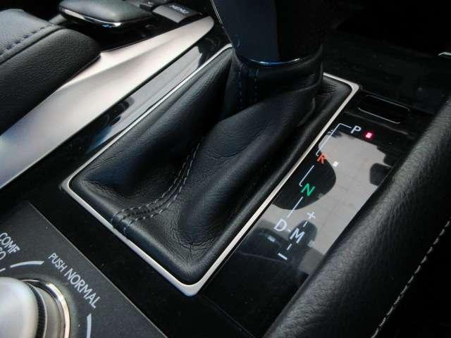 坂道や峠道などの際のシフトチェンジ時が可能な、ＭＴモード付です♪