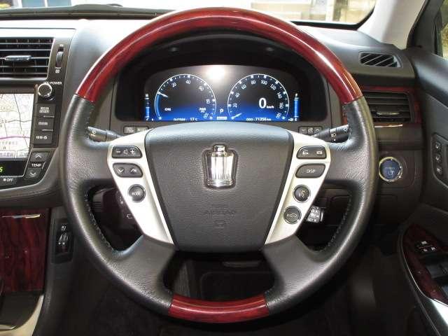 クラウンハイブリッド Ｇパッケージ　後期プレミアムＳＯＵＮＤ寒冷地メーカーＯＰナビ地デジＳ／ＢカメラＰアシストＰＣＳ／追従クルーズ黒本革電動暖冷シート後席コントローラー電動Ｒシェイド純正１８ＡＷ（57枚目）