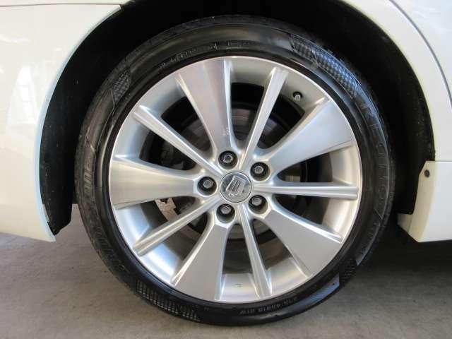 クラウンハイブリッド Ｇパッケージ　後期プレミアムＳＯＵＮＤ寒冷地メーカーＯＰナビ地デジＳ／ＢカメラＰアシストＰＣＳ／追従クルーズ黒本革電動暖冷シート後席コントローラー電動Ｒシェイド純正１８ＡＷ（67枚目）