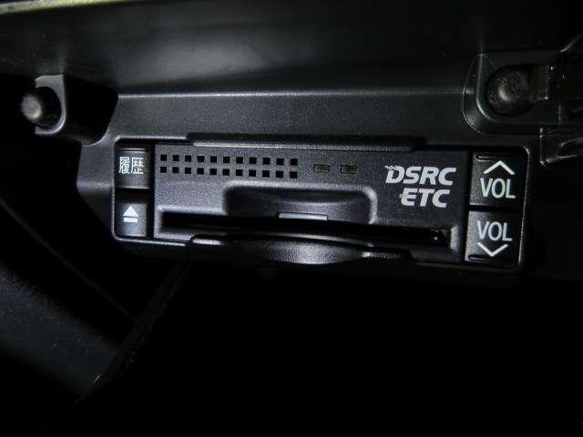 ＧＳ ＧＳ３５０　バージョンＬ　マクレビ純正１２．３型ナビ地デジＢカメラＰＣＳ／ＨＵＤ／追従クルーズ／ドライバーモニターナイトビュー／Ｃソナー三眼ＬＥＤライト黒本革電動暖冷シート電動Ｒゲート電動Ｒシェイド純正１８ＡＷ（22枚目）