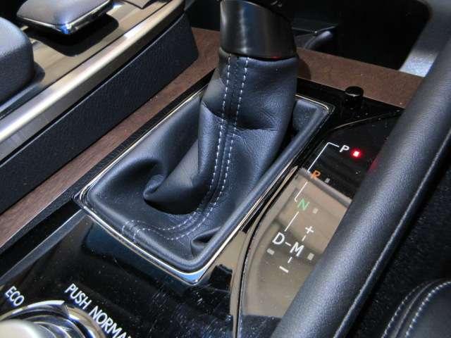 ＧＳ ＧＳ３５０　バージョンＬ　マクレビ純正１２．３型ナビ地デジＢカメラＰＣＳ／ＨＵＤ／追従クルーズ／ドライバーモニターナイトビュー／Ｃソナー三眼ＬＥＤライト黒本革電動暖冷シート電動Ｒゲート電動Ｒシェイド純正１８ＡＷ（24枚目）