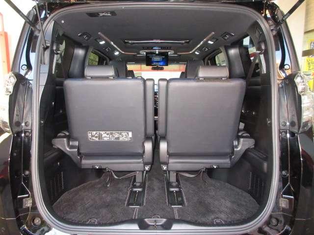 ヴェルファイア ２．５Ｚ　Ａエディション　ゴールデンアイズ　ツインサンルーフＡＬＰＩＮＥ１１型ナビ／１２．８型フリップ地デジＢカメラ両側電動／ＲゲートＭＯＤＥＬＬＩＳＴＡエアロ／グリル／マフラー純正１８ＡＷ（40枚目）