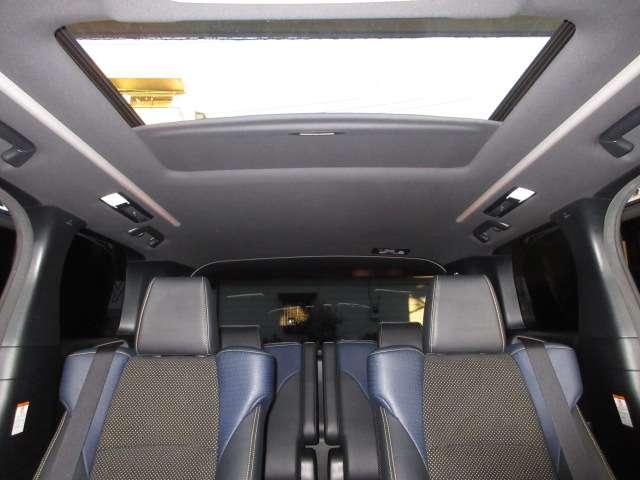 ヴェルファイア ２．５Ｚ　Ａエディション　ゴールデンアイズ　ツインサンルーフＡＬＰＩＮＥ１１型ナビ／１２．８型フリップ地デジＢカメラ両側電動／ＲゲートＭＯＤＥＬＬＩＳＴＡエアロ／グリル／マフラー純正１８ＡＷ（52枚目）