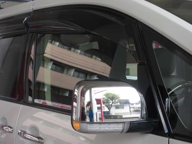 デリカＤ：５ シャモニー　１オナ　純正ＳＤナビ　ＦＳＢカメラ　地デジ　両側電動ドア　電動暖シート　ＨＩＤ　フォグ　ＥＴＣ　スマＫｅｙ　クルコン　ＭＫＷ１６ＡＷ／オールテレンタイヤ　ＪＡＯＳマッドフラップ　ＧＡＮＡＤＯＲマフラー（26枚目）