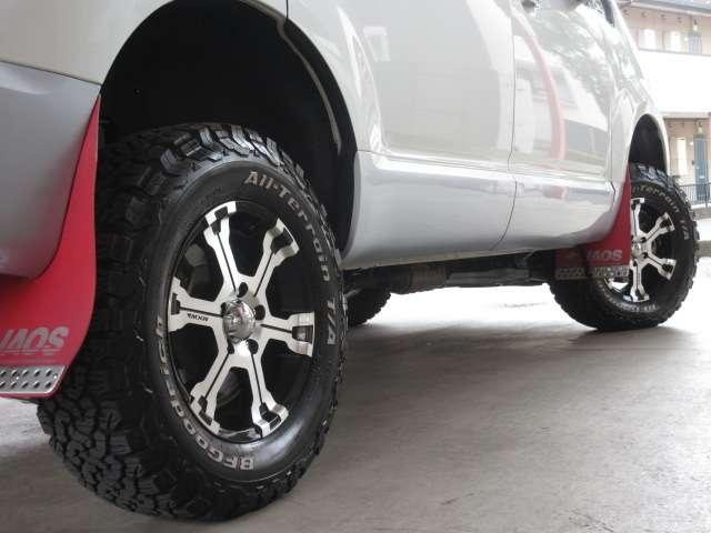 デリカＤ：５ シャモニー　１オナ　純正ＳＤナビ　ＦＳＢカメラ　地デジ　両側電動ドア　電動暖シート　ＨＩＤ　フォグ　ＥＴＣ　スマＫｅｙ　クルコン　ＭＫＷ１６ＡＷ／オールテレンタイヤ　ＪＡＯＳマッドフラップ　ＧＡＮＡＤＯＲマフラー（31枚目）