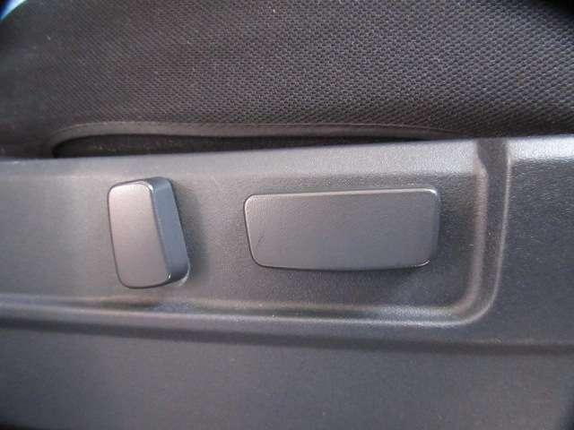 デリカＤ：５ シャモニー　１オナ　純正ＳＤナビ　ＦＳＢカメラ　地デジ　両側電動ドア　電動暖シート　ＨＩＤ　フォグ　ＥＴＣ　スマＫｅｙ　クルコン　ＭＫＷ１６ＡＷ／オールテレンタイヤ　ＪＡＯＳマッドフラップ　ＧＡＮＡＤＯＲマフラー（36枚目）