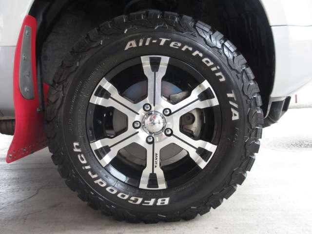 デリカＤ：５ シャモニー　１オナ　純正ＳＤナビ　ＦＳＢカメラ　地デジ　両側電動ドア　電動暖シート　ＨＩＤ　フォグ　ＥＴＣ　スマＫｅｙ　クルコン　ＭＫＷ１６ＡＷ／オールテレンタイヤ　ＪＡＯＳマッドフラップ　ＧＡＮＡＤＯＲマフラー（71枚目）