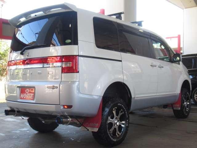 デリカＤ：５ シャモニー　１オナ　純正ＳＤナビ　ＦＳＢカメラ　地デジ　両側電動ドア　電動暖シート　ＨＩＤ　フォグ　ＥＴＣ　スマＫｅｙ　クルコン　ＭＫＷ１６ＡＷ／オールテレンタイヤ　ＪＡＯＳマッドフラップ　ＧＡＮＡＤＯＲマフラー（78枚目）