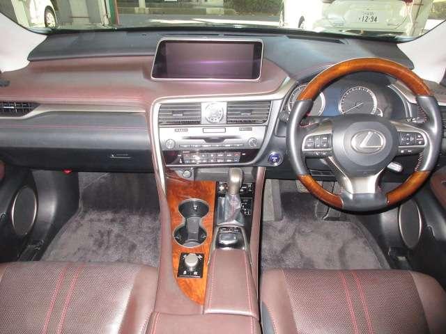 ＲＸ ＲＸ４５０ｈ　バージョンＬ　純正ナビ　ＳＤ録音　パノラミックビューモニター地デジ革電動冷暖シート　ハイビーム付ＬＥＤ／フォグ　ＥＴＣ　ヒータ付革巻ステア　ｎａｎｏｅ　クルコン　Ｃソナー　ＥＣＯ／ＳＰＯＲＴＳモード純正ＯＰ２０ＡＷ（2枚目）