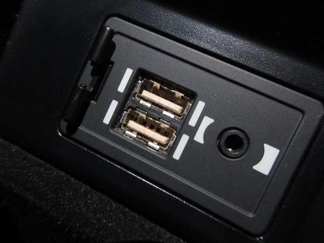 ＲＸ ＲＸ４５０ｈ　バージョンＬ　純正ナビ　ＳＤ録音　パノラミックビューモニター地デジ革電動冷暖シート　ハイビーム付ＬＥＤ／フォグ　ＥＴＣ　ヒータ付革巻ステア　ｎａｎｏｅ　クルコン　Ｃソナー　ＥＣＯ／ＳＰＯＲＴＳモード純正ＯＰ２０ＡＷ（10枚目）