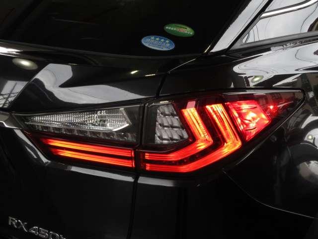 ＲＸ ＲＸ４５０ｈ　バージョンＬ　純正ナビ　ＳＤ録音　パノラミックビューモニター地デジ革電動冷暖シート　ハイビーム付ＬＥＤ／フォグ　ＥＴＣ　ヒータ付革巻ステア　ｎａｎｏｅ　クルコン　Ｃソナー　ＥＣＯ／ＳＰＯＲＴＳモード純正ＯＰ２０ＡＷ（24枚目）