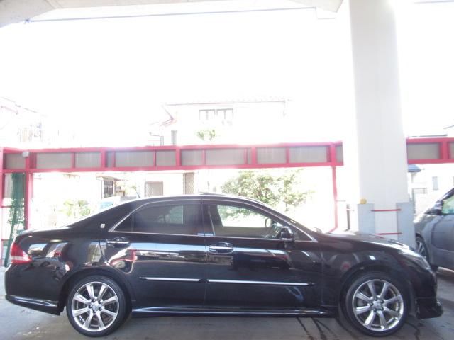 クラウン ２．５アスリート　ナビパッケージ　ＨＤＤナビ地デジＢカメラＡＦＳ付ＨＩＤサンルーフ本革電動暖冷シート純正１８ＡＷ（62枚目）