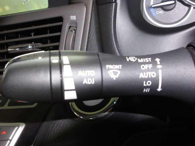 シーマ ハイブリッド　ＶＩＰ　ＢＯＳＥ純正ＤＴＶナビＳ／Ｂカメラ本革電動暖冷シート後席リモコン電動ＲシェイドＥＴＣサンルーフ純正ＡＷ（56枚目）