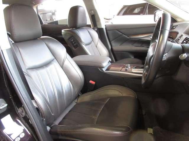 シーマ ハイブリッド　ＶＩＰ　ＢＯＳＥ純正ＤＴＶナビＳ／Ｂカメラ本革電動暖冷シート後席リモコン電動ＲシェイドＥＴＣサンルーフ純正ＡＷ（62枚目）