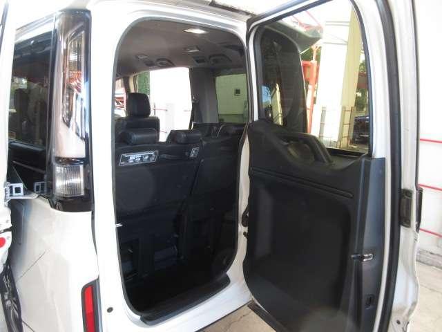 ステップワゴンスパーダ スパーダハイブリッド　Ｇ・ＥＸ　ホンダセンシング　後期１オナＡＬＰＩＮＥ１０型ナビ／１２．８型フリップ黒革暖シート両電動ＡＵＴＯ付ＬＥＤ／フォグ／デイライト無限エアロ純正１６ＡＷ（33枚目）