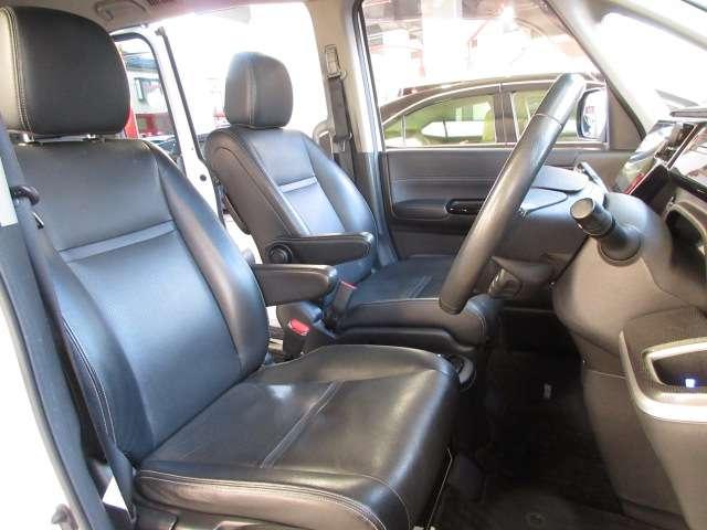 ステップワゴンスパーダ スパーダハイブリッド　Ｇ・ＥＸ　ホンダセンシング　後期１オナＡＬＰＩＮＥ１０型ナビ／１２．８型フリップ黒革暖シート両電動ＡＵＴＯ付ＬＥＤ／フォグ／デイライト無限エアロ純正１６ＡＷ（47枚目）