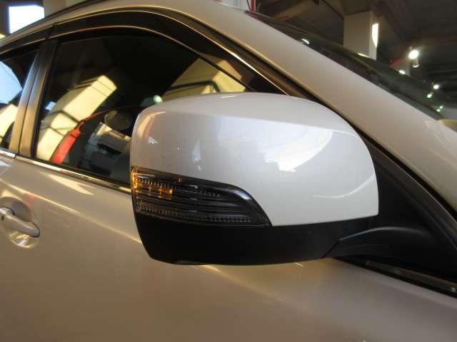 レガシィアウトバック 2.5iアイサイト 後期carrozzeriaナビ音楽録音 Bカメラ 前後フォグ AUTO付HID アイサイトVer,2/PCS/LKA ルーフレール 革巻ステアS/W パドルシフト 停止保持付クルーズ 純正17AW(18枚目)