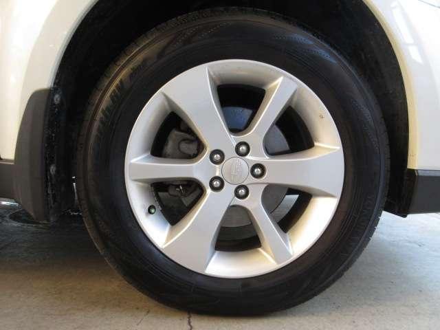 レガシィアウトバック 2.5iアイサイト 後期carrozzeriaナビ音楽録音 Bカメラ 前後フォグ AUTO付HID アイサイトVer,2/PCS/LKA ルーフレール 革巻ステアS/W パドルシフト 停止保持付クルーズ 純正17AW(42枚目)