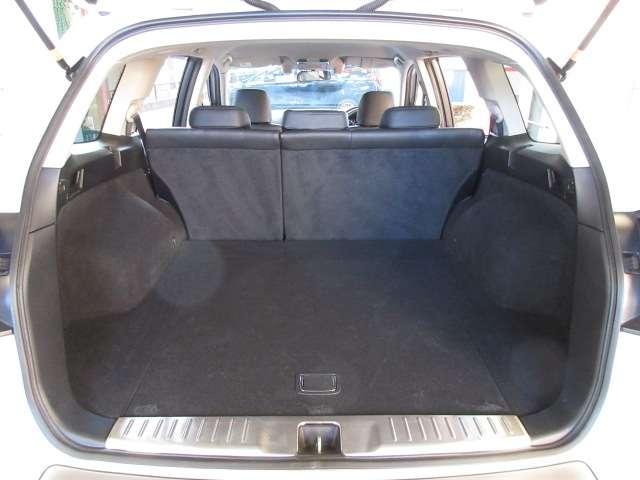 レガシィアウトバック 2.5iアイサイト 後期carrozzeriaナビ音楽録音 Bカメラ 前後フォグ AUTO付HID アイサイトVer,2/PCS/LKA ルーフレール 革巻ステアS/W パドルシフト 停止保持付クルーズ 純正17AW(60枚目)