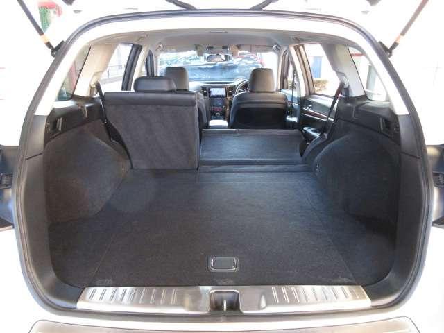 レガシィアウトバック 2.5iアイサイト 後期carrozzeriaナビ音楽録音 Bカメラ 前後フォグ AUTO付HID アイサイトVer,2/PCS/LKA ルーフレール 革巻ステアS/W パドルシフト 停止保持付クルーズ 純正17AW(61枚目)