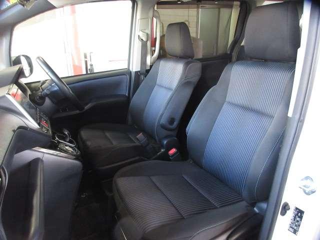 ヴォクシー (49枚目)