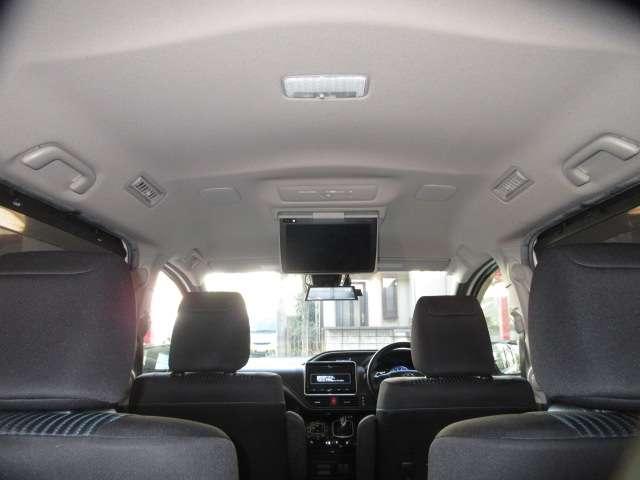 ヴォクシー (60枚目)