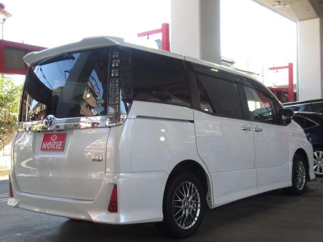 ヴォクシー (67枚目)