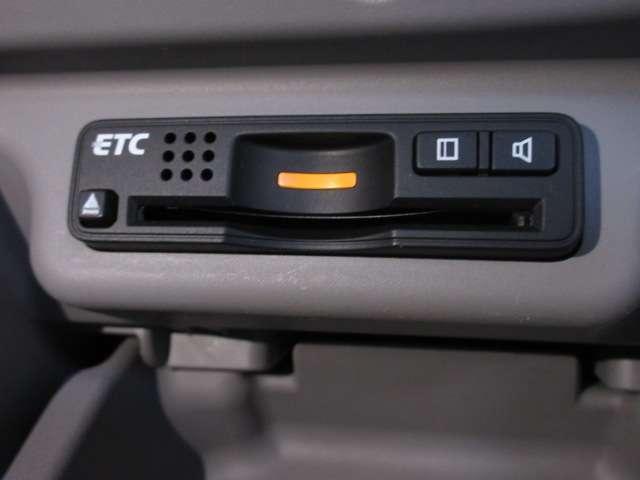 オデッセイ L 後期 純正HDDインターナビ CD/DVD/USB/BlueT/AUX 音楽録音 全周囲カメラ 地デジ A付HID ETC クルコン スマkey 革巻ステア Dバイザー 純正18AW(20枚目)