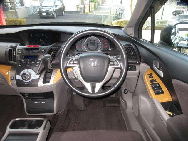 オデッセイ L 後期 純正HDDインターナビ CD/DVD/USB/BlueT/AUX 音楽録音 全周囲カメラ 地デジ A付HID ETC クルコン スマkey 革巻ステア Dバイザー 純正18AW(40枚目)