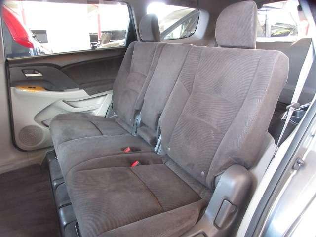 オデッセイ L 後期 純正HDDインターナビ CD/DVD/USB/BlueT/AUX 音楽録音 全周囲カメラ 地デジ A付HID ETC クルコン スマkey 革巻ステア Dバイザー 純正18AW(57枚目)