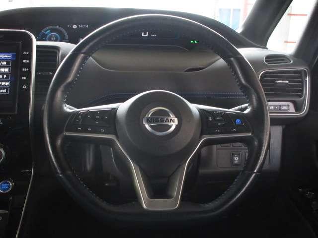 セレナ e-パワー オーテック セーフティパッケージ 純正10型ナビCD/DVD/Blu-R/AUX/USB/BlueT/SD録音 TV 全周囲カメラ Fダウン 両側電動 Eブレーキ/LDW/クルコン/誤発進制御/Cソナー/Pパイロット ETC ドラレコ(58枚目)