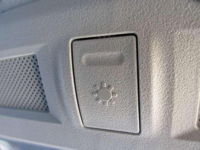 デリカD:5 ローデスト D パワーパッケージ 純正ナビ CD/SD/DVD/BlueT 音楽録音 Bカメラ 地デジ 10型フリップDM 両側電動 前後ドラレコ A付HID フォグ ETC スマキー クルコン パドルシフト 革巻ステア 純正18AW(40枚目)