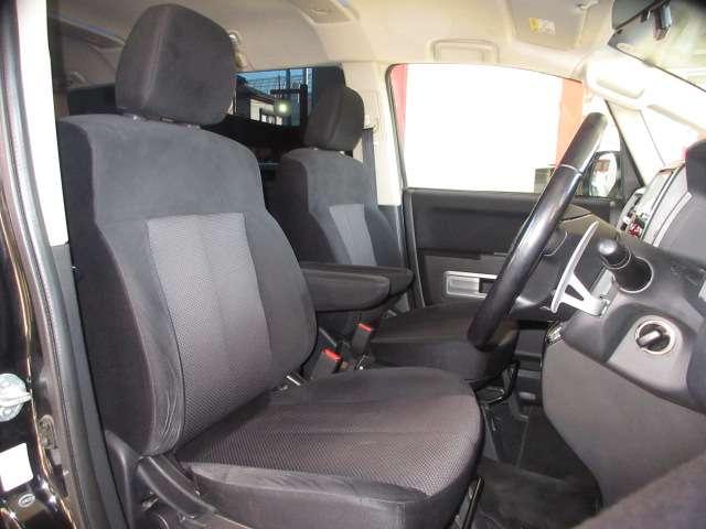 デリカD:5 ローデスト D パワーパッケージ 純正ナビ CD/SD/DVD/BlueT 音楽録音 Bカメラ 地デジ 10型フリップDM 両側電動 前後ドラレコ A付HID フォグ ETC スマキー クルコン パドルシフト 革巻ステア 純正18AW(52枚目)