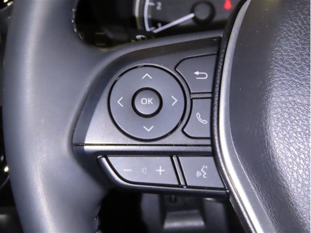 ステアリングスイッチでオーディオの操作ができます。