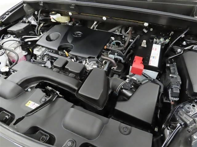 エンジンルームもしっかりクリーニングしております。