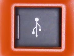 �գӣ�ü�Ҥ��������Ƥ���ޤ��� 3