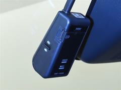 �ȥ西�����ɥ饤�֥쥳���������������Ƥ���ޤ����������ΤϤ����ͼ��ۤȤʤ�ޤ��� 3