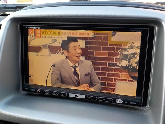 Keiワークス ベースグレード 5速マニュアル 4WD ターボ 社外HDDナビ シートヒーター 純正レカロシート 純正アルミ 純正エアロ ルーフスポイラー ワンセグTV 革巻きステア フォグライト ドアバイザー キーレス 電格ミラー(17枚目)